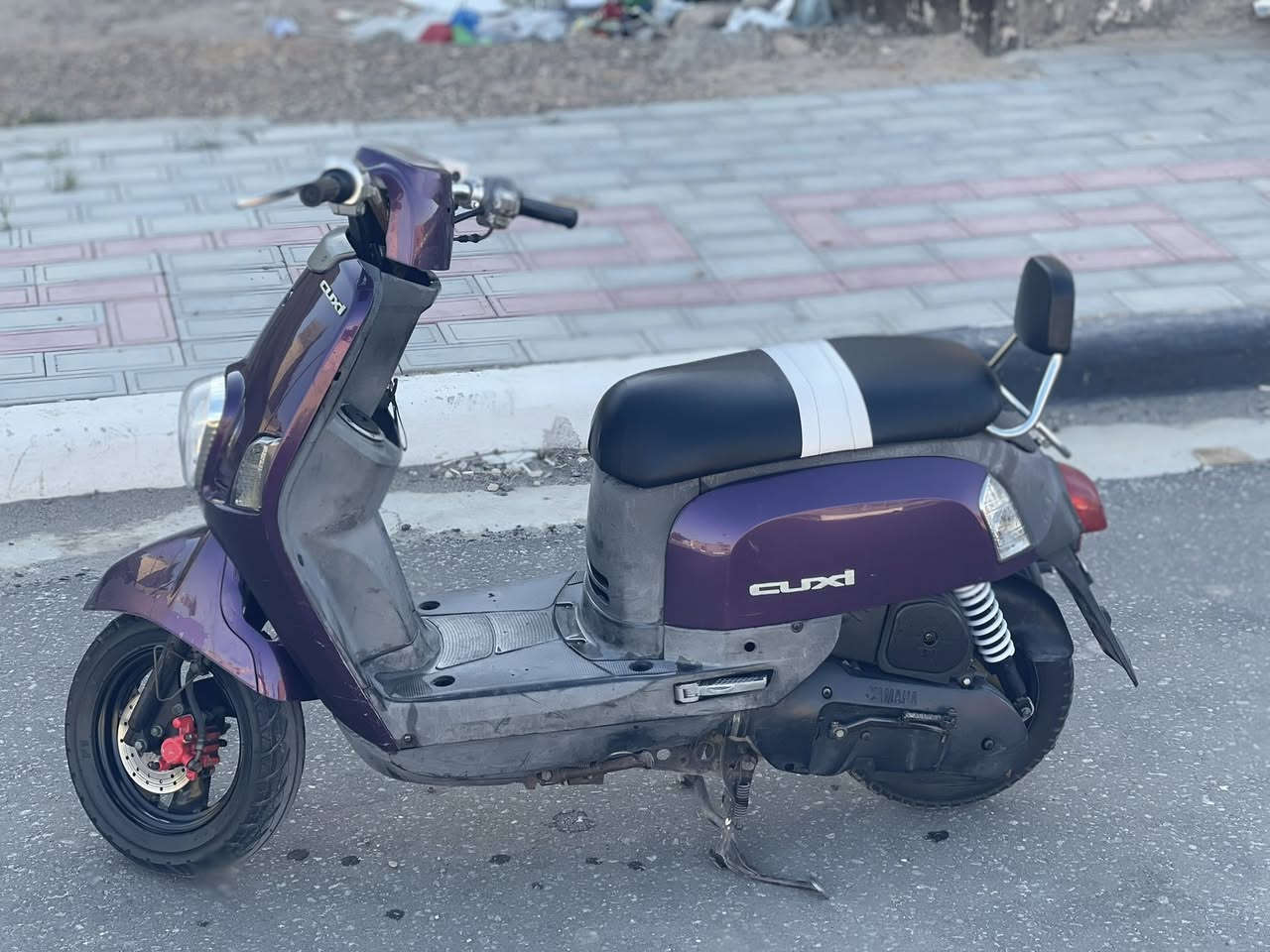 سلام عليكم , دراجه بوليس للبيع موديل 2008
كابريتا مكفوله من التاير لتاير مكينه ناعمه وخرسه وخير من الله برغي واحد مامفتوح 
الرقم : ‭***********‬
المكان : كربلاء محطه سما كربلاء
السعر 950 مع المجال
