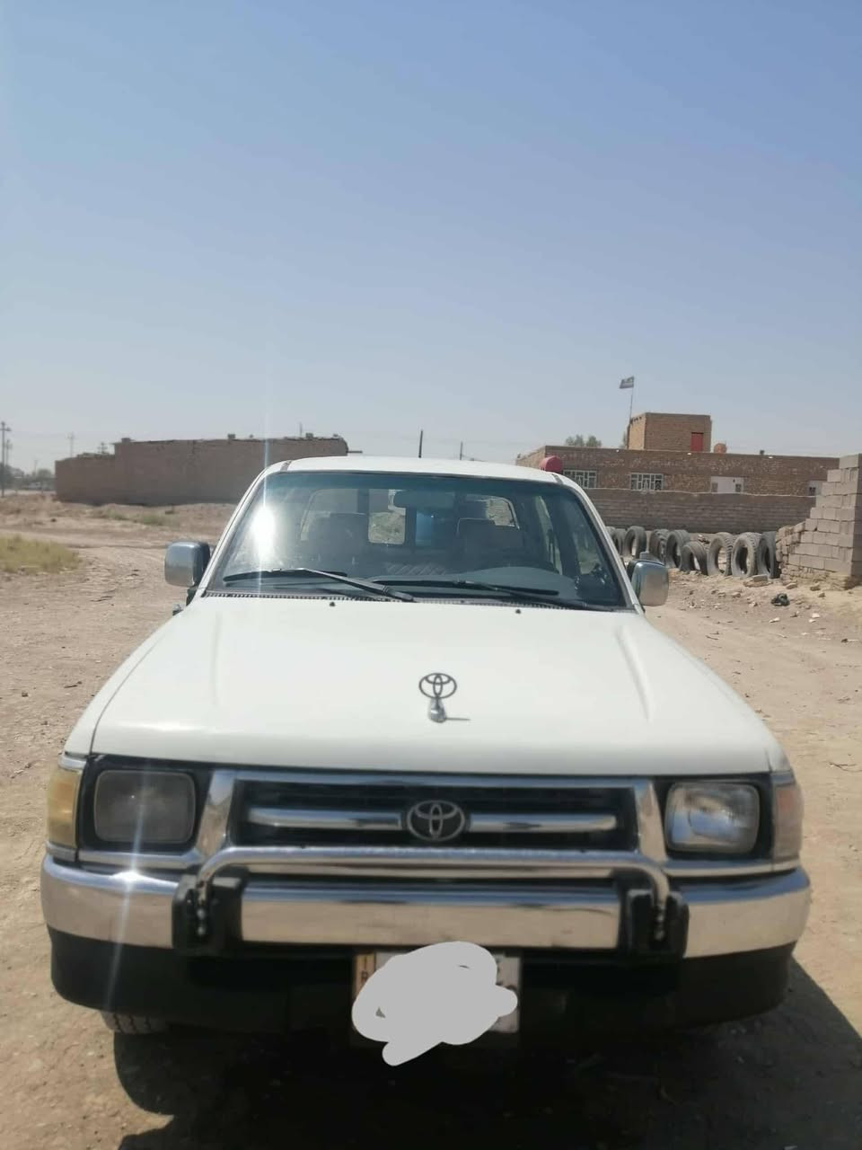 جمره 98بصره تحويل ثاني يوم مكفوله 
مصبوغه احزام لجماليه
مشروطه كير ومحرك وحداديه وتايرات
السعر 70 وبيه مجال العنوان البدير
***********
***********
