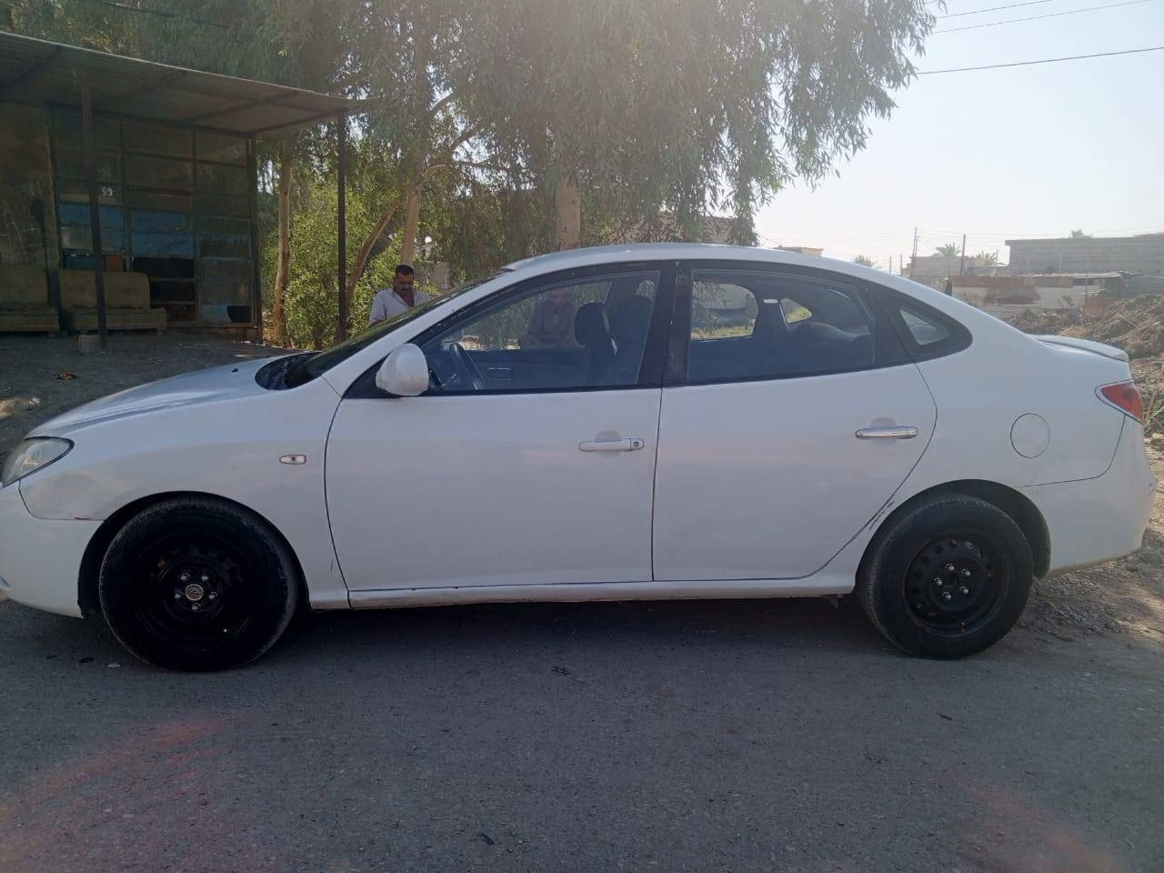 السلام عليكم أخوان ألنترى وارد خليجي محرك 1600 دگشن عالي السيارة بيها حادث ومعمره واباقي التفاصيل الاتصال على الرقم *********** السعر 78 بيها مجال حگ الجيه
