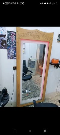 مرايه حلاقه البيع سعرهه 75 /// 07802608581