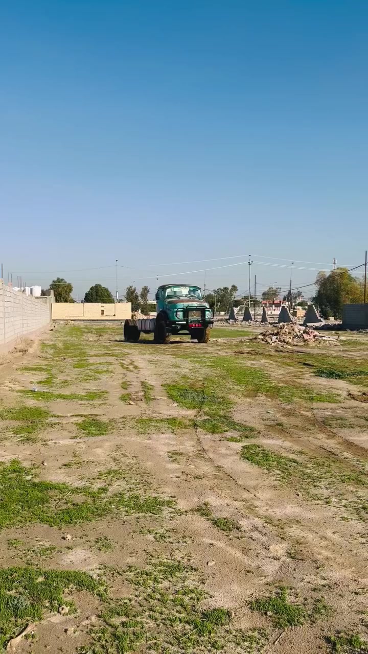 قجمه للبيع ٨٠  شركه قماره بلاديه شاصي بلادي بدون صبغ رقم بغداد بسمي محرك ستندر مكان نجف الشراي يتصل ***********
