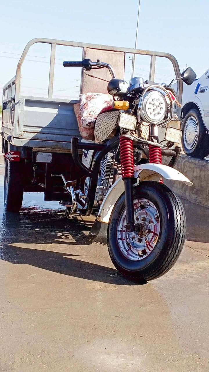 السلام عليكم ستوته للبيع 2012نقص اوراق كمرك
السعر عالخاص
***********
