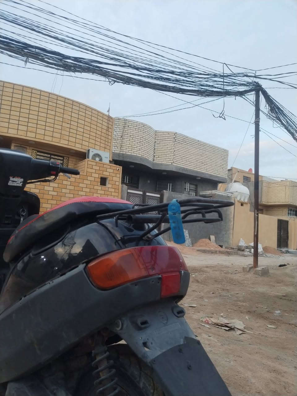 بطة 2003 للبيع دراجة حلوة او مرتبة مال جناي شلعلة او معدل فول نكرة سلف هندر لايت هورن اشاير كل كهربائياتهة شغالة شاصي محرك يخبلن محرك ناعم سعر 300او بيهة مجال مكان كربلاء الحر ***********واتساب بي فقط
