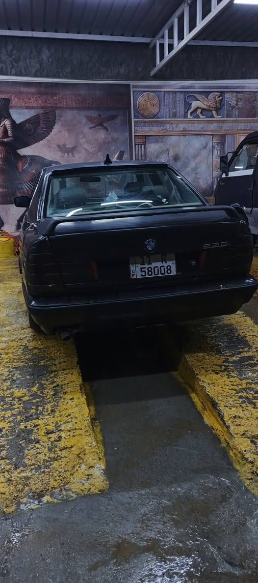 سلام عليكم بيئم موديل 91اصل بليته وسنويه 525رقم بغداد نكليزي هزه جديده مداور ثاني يوم سياره حلوه جاهزه كهرباياتها خير من الله كير مكفول مكينه بدايه تنقيص مسكر عدل كير عادي فول مشي خير من الله بديها يرادله ترتيب شوي صور واضحه دواخلها حلوه فقط بطانه لسايق تعبانه مكاني حله سعر33بيه مجال قليل كلش للستفسار ***********
