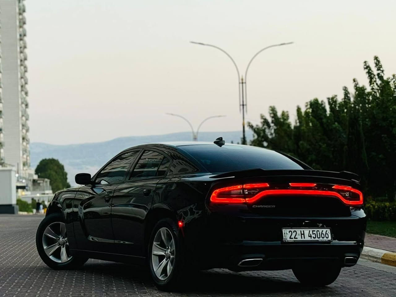 دۆج مۆدێل 2016 sxt کلین  بێ بۆیاغ شەریکە هارلم 
نمونە لە جوانی  گێڕ مەکینە بە شەرت 
95 مایل ڕۆشتووە 
بە ناوی خۆمە 
تحویل غرامە بە شەرت
نرخی198 گەڵاو مامەڵە 
واتس ئەپ  ڤایبەر ژ.م *********** كويسينجاك, أربيل
