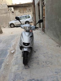 اگزز • ١٠٠ • مامفتوح
