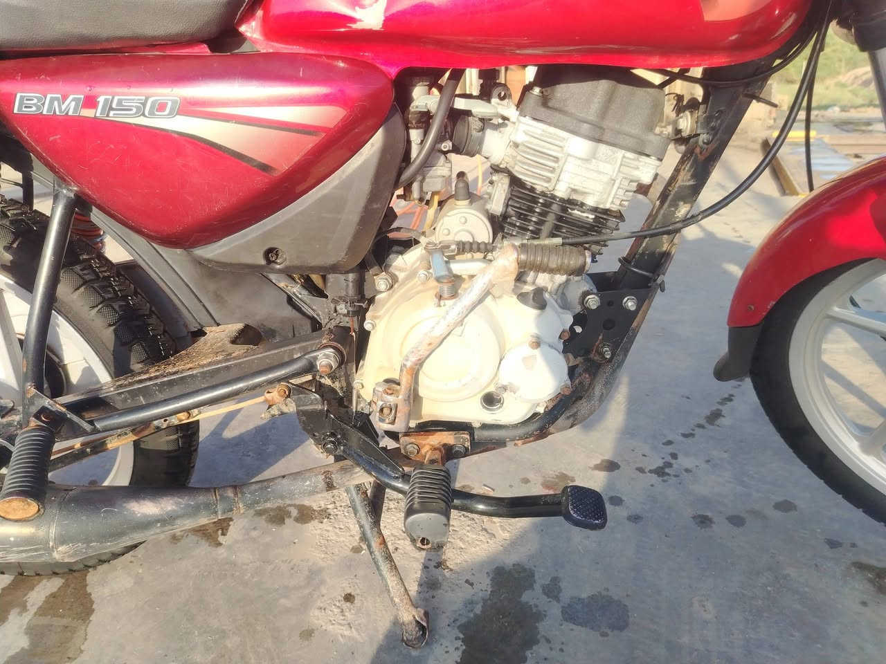 السلام عليكم للبيع
دراجه بوكسر موديل 18دراجه حلوه مال جناي كل نقص ما بيها دراجه حلوه ونضيفه اوراق اصوليه تروح ترقم كبل
دراجه كل نقص ما بيها كهربائيات سلف هندر زوج تايرات جدد دراجه تخبل مال جناي الشراي يتصل ويدلل***********
