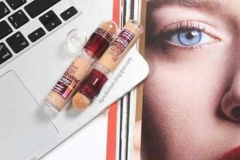 كونسيلر ميبيلين المستورد . 💗Maybeline concealer💗
#الامريكي #الاصلي💯
خافي عيوب سائل بتركيبة مُركزة ولون واضح ..
يحتوي على مواد اخرى تساعد في علاج انتفاخات ماحول العين
العلبة بلاستيكية بحجم صغير مُصممة بحيث تقدرين تحركي الرأس بشكل دائري (لف) لاستخراج المنتج وتوزيعه من خلال الكُرة الإسفنجية على البشرة ..
✅ سعر مناسب
✅ قوامه خفيف
✅ تغطيته عاليه
✅ يضيء ماتحت العين وممكن استخدامه ك (هايلايتر)

طريقة الاستخدام :〽️
✨ ضعي مرطب ترطيبه عالي (برايمر او سيروم) تحت العين عن طريق الطبطبة بالاصبع
✨ ضعي الكونسيلر بعد و وزعيه عن طريق الطبطبة سواءً باليد أو بأسفنجة البيوتي بلندر أو فرشة كابوكي بشكل متساوي
وبعدها يتثبت ببودرة .🌟
جداً جميل للإستخدام اليومي خصوصاً بالصباح، يعطي مظهر طبيعي وسهل دمجه وتوزيعة سواءً باليد أو بالأسفنجة أو بالفرشة.⚡️
الالوان ٣ للسمرة وللحنطية وللبيضة 
المنشأ امريكي 🇺🇸 
السعر 6 الاف
🚘يوجد خدمة توصيل لجميع محافظات العراق ٤ الاف 🚘


**إذا كنت صاحب هذا الإعلان وتريد حذفه لأي سبب، رجاءا أرسل رسالة إلى الدعم الفني**
