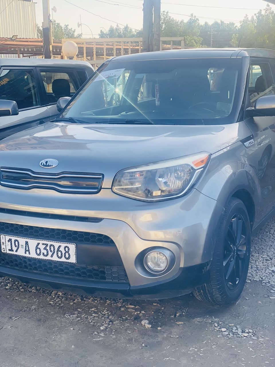 ماشية 96 mi

مكينة 2000 gdi بدون دوانز 

حادث خفيف جدا بدون دواخل او ايرباك 

بالعراق صار بيهة شبر بالباب 

السيارة نضيفة بمعنى الكلمة ومتعوب عليهة 

عليهة ادامة كاملة 

شاشة كار بلي وكامرا بلادية 

مانع انزلاق 

تحكم استيرن

تثبيت سرعة 

تحكم تبريد بيانو 

تبريد ثلج بلادي 

وهواي موصفات الصول المعروفة 

السعر 130$ وبي مجال بسيط جدا حك الجية 

مكان كربلاء سيف سعد السيارة بأسمي تحويل ثاني يوم  

***********
