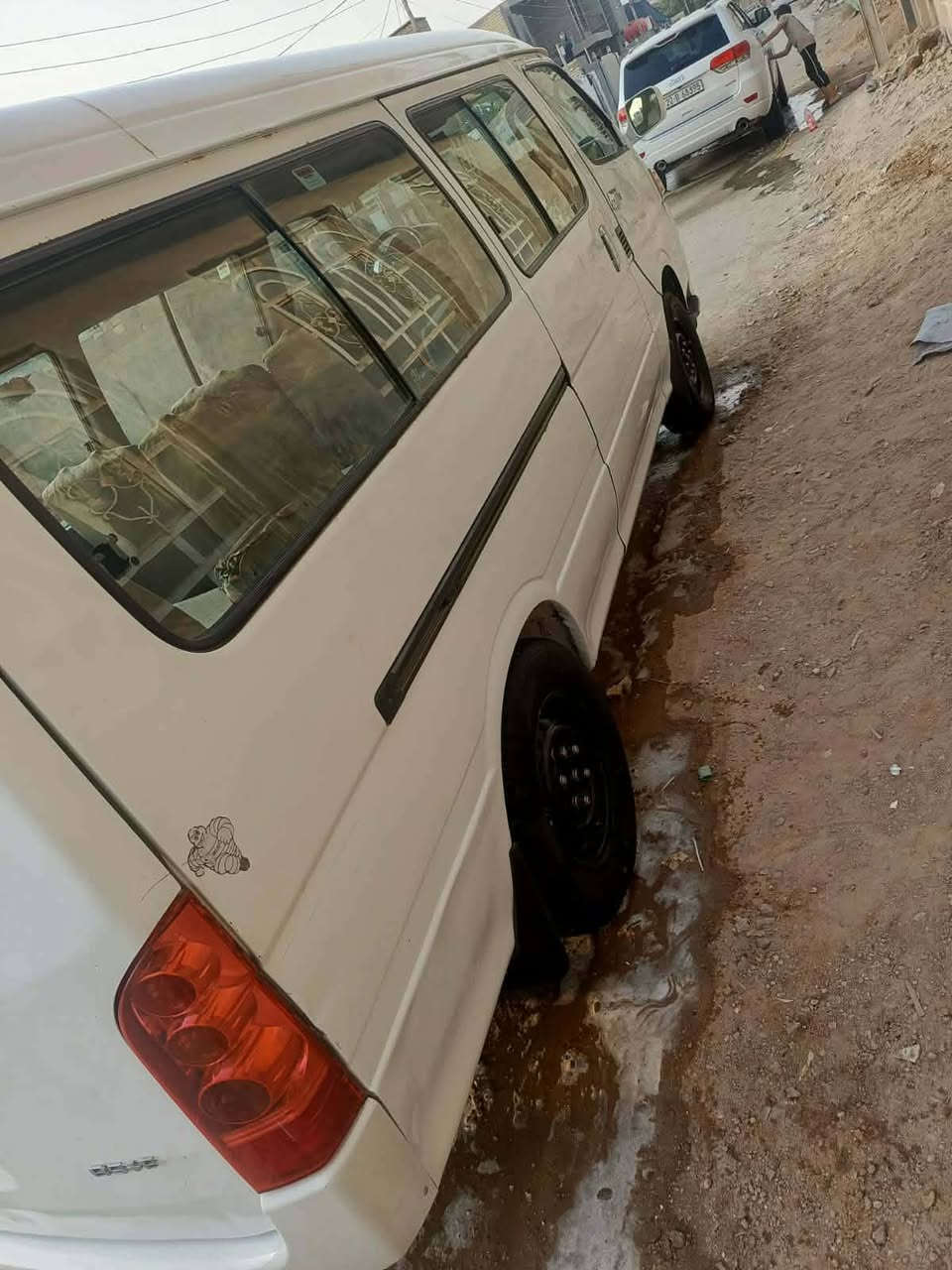 السلام عليكم جنبي سياره حره بيه خط وبحث كوفه نجف مصفره  ابيع موصليه رقم بابل مكينه ثري واي كير توني شده  دخم تاير جديد دوشمه جديده حداديه مكاني النجف الاشرف  سعر ٤٢وبيه مجال ***********
