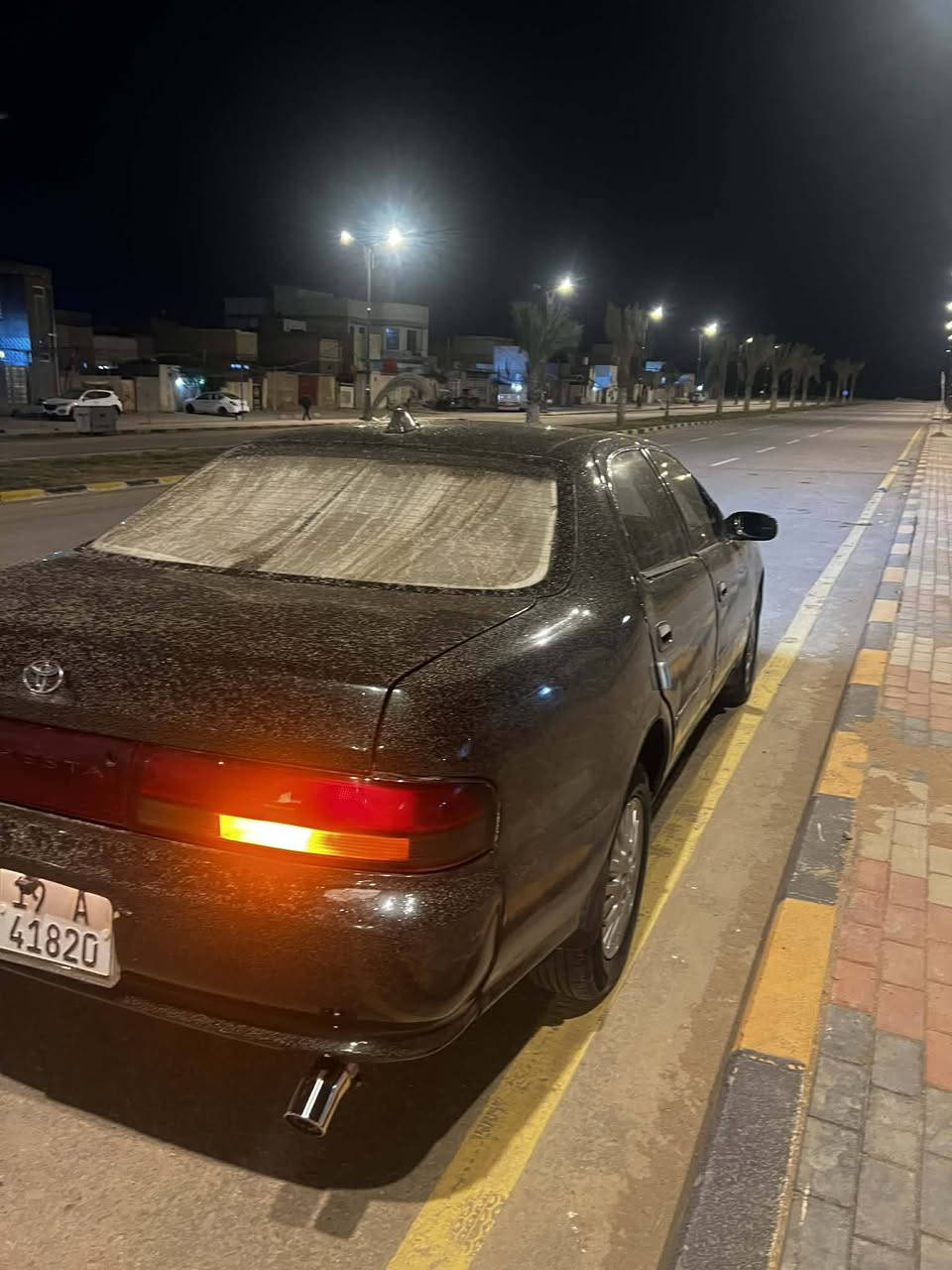 سلام عليكم تيوتا كرستا نفخ موديل 1993رقم كربلاء نكليزي بسمي سنويه لل2031 مداور ثاني يوم مكينه 2500ديلكو مكينه حاويه ستوني شاده خير من الله 
حداديه زينه تايرات 70/100 غرفته حلوه سياره 
(ملاحضه السياره بيه لحيم بل تكم الخلفيه من الداخل فقط لغرض التعمير  الخارج سليم بدون كص) السعر 45بيه مجال مكاني نجف ناحيه الحريه ***********
