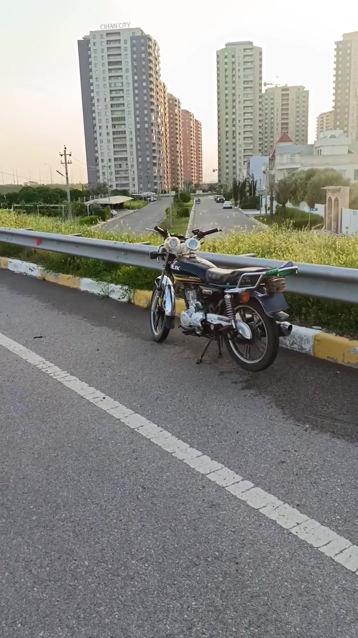 سلام عليكم اخوان سولنك 24 محرك 150 كبس منافيس اصلي عزم نار سعر600بي مجال لطيبين واتساب ***********
