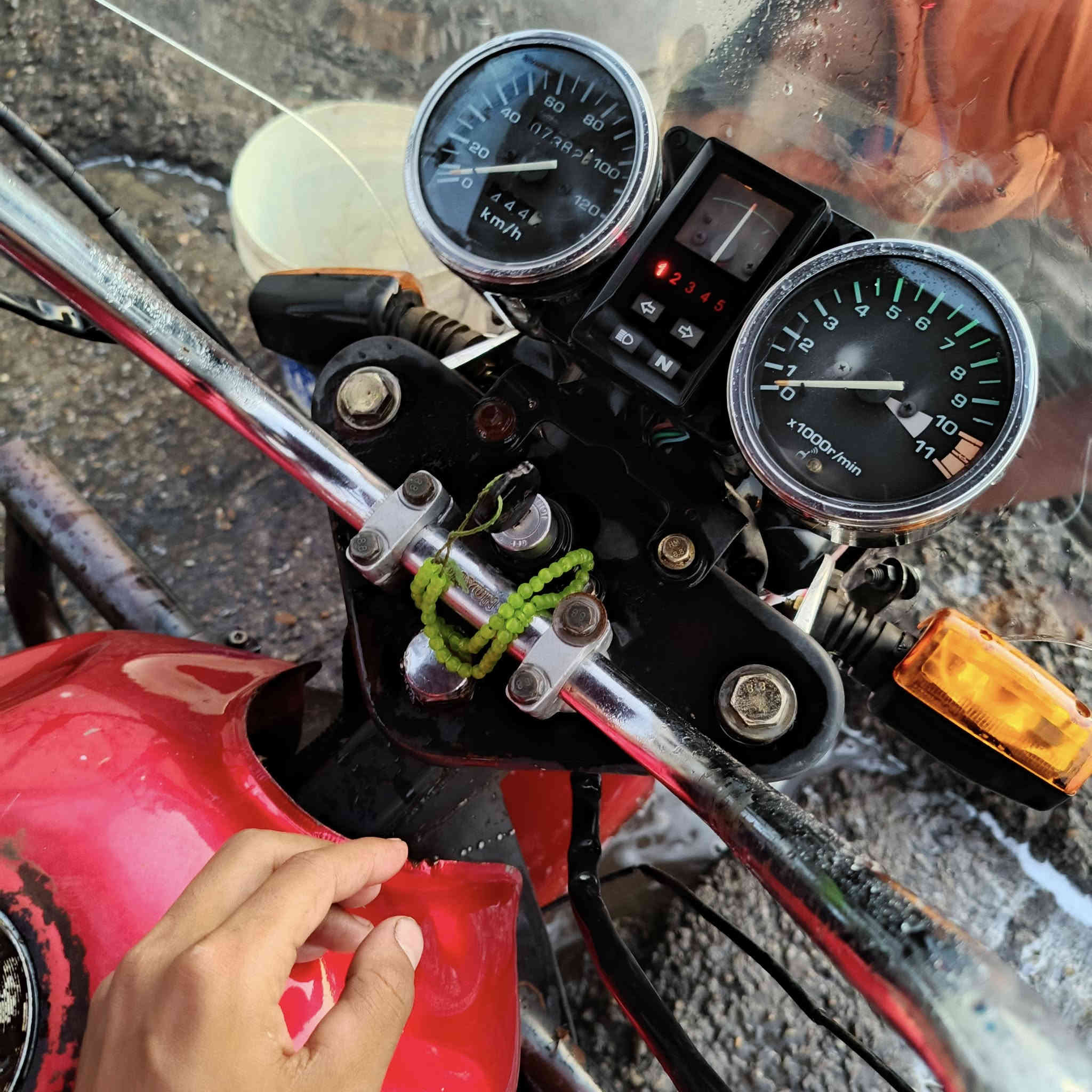 سلام عليكم ستوته دايوان فحل اوراق كامله مكينه خير من الله اكسن لا ونه ولا كلشي نكره سلف مكاني زعفرانيه السعر مليون وبيهه مجال حك جيه ***********
