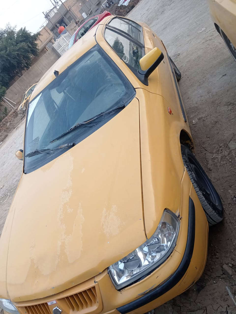 السلام عليكم من رخصت الادمن سمند ١١ سياره جاهزه كير محرك حداديه مكفولات سياره مكفوله بيه بس هلالات سنويه  مكان السياره حله حي العسكري قرب المكاتب موبايل ***********سعر ٢٧ وبيه مجال
