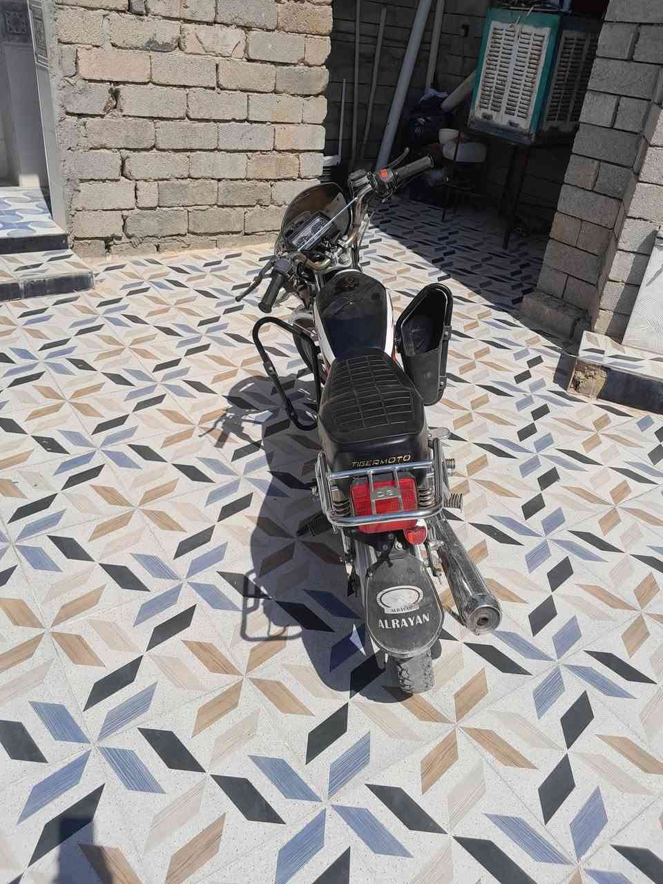 للبيع جني حجم 200 2021 كله شغال نكره سلف رايده 500 وبيه مجال للاستفسار اتصال ***********
