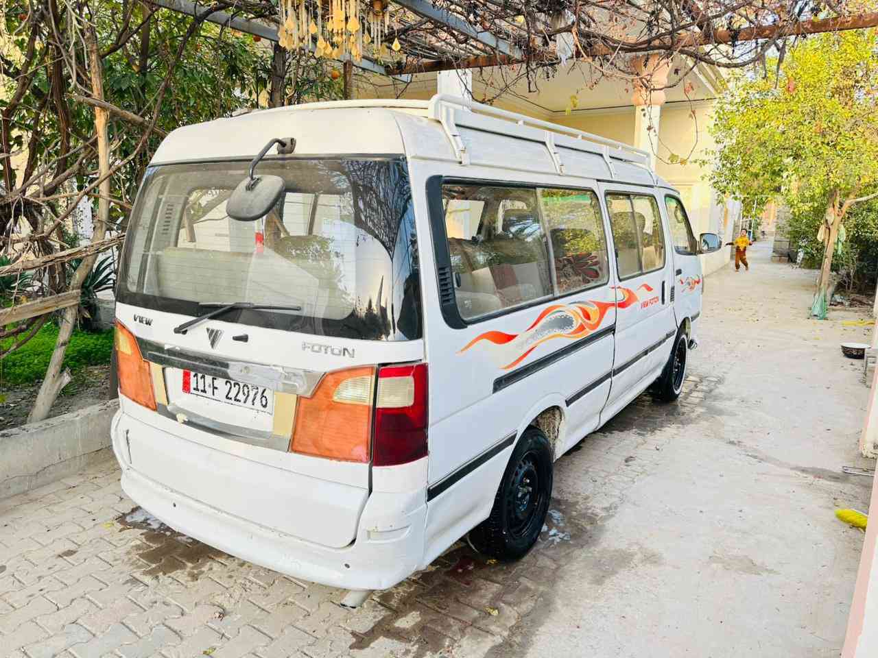 السلام عليكم فاتون موديل 2012 رقم بغداد دولي بسمي سنويه مجدده  مصفره غرامات والهيئه مكينه وكير وكسل مكفولات شواصي رقم شاصي مكفولات كهربائيات كله شغاله دوشمه سياره جاهزه من كلشي رايده ب ( 68)وبيه مجال للشراي  مكاني بابل المسيب ***********  ***********
