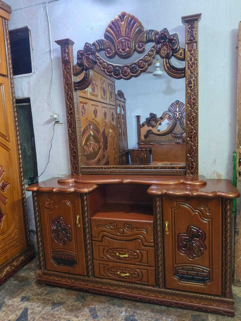 غرفة اخشاب ام السته قاطين نجاره تزكام جديده كلش نهايته 650 مكان ناصريه ***********
