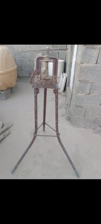 منكنة • مكنة • مكواة بخارية • مكواة • للبيع • مستلزمات منزلية • الدورة
