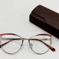 فحص نظر • نظارات طبية • عدسات لاصقة