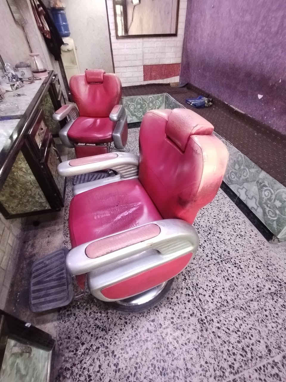 السلام عليكم زوج كراسي للبيع نظيفات يشتغلن الجكات سعرهن ثنينهن ب 250 مكاني بغداد الشعب
رقمي. ***********
