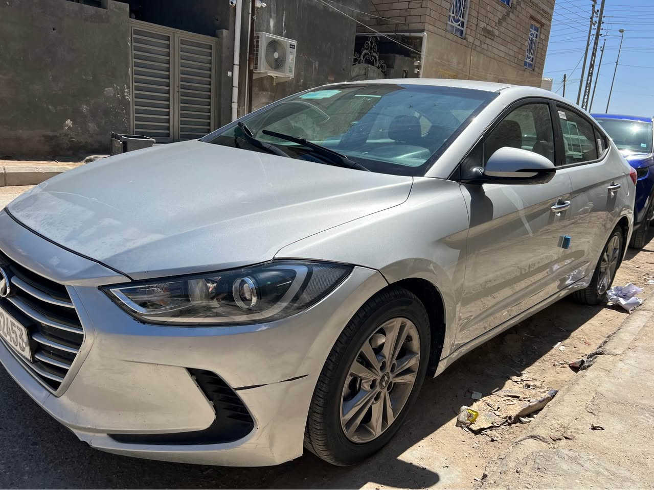 النترا 2017 امريكي 
شبه مكفول دعاميه فقط 
لاتبديل و لا صبغ 
لايت زنون 
ويل كب 
ثلاث انظمة قيادة سبورت و ايكو و عادي
السعر ١٢٠ ورقة وقايل للتفاوض 
للاستفسار *********** ناصرية, ذي قار
