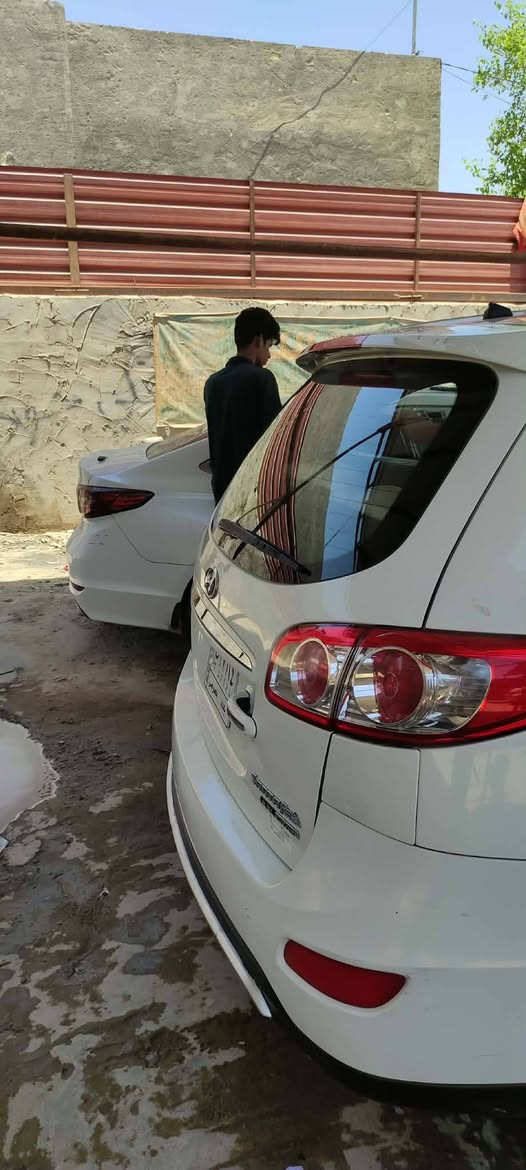 السلام عليكم ورحمة الله وبركاته
سنتافي 12 فول مواصفات بسمي رقم بغداد مكاني نجف سته سلندر بيه شويه صبغ بلباب وجاملغ ولباقي مكفول
#السعر150 
للاستفسار ‏‪0781 311 4334‬‏
