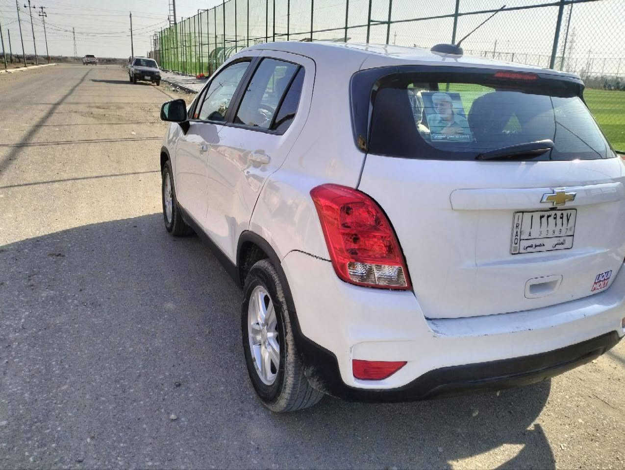 السلام عليكم 
سيارة شوفر ليت تراكس موديل ٢٠٢٠
معوقين رقم مثنى وكالة عامة نظيفة 
حادث خلفي فقط موجود صور وسونار مكانها البصرة 
السعر ١١٠ الاتصال على الرقم ***********
