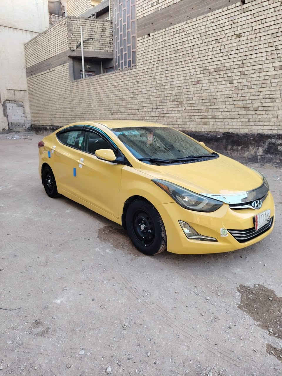 السلام عليكم النتره موديل2015لبيع وارد أمريكي بيه باب العبري وشويه من الجاملغ بدون دواخل ولباقي ليبل واحد  لغود شواصي حوض كفاله رقم بابل نكليزي بس عل ستلام اللوحات مصفره هيه وغرامه مكينة 1800دوش مكينه وكير وحداديه وكهربائيات مكفولات تبريد ثلج⛄ تخم تاير جديد السياره احله من الصور كل نقص ما بيهه السعر 97  وبيه مجال مكان السياره كربلاء الهاتف***********
