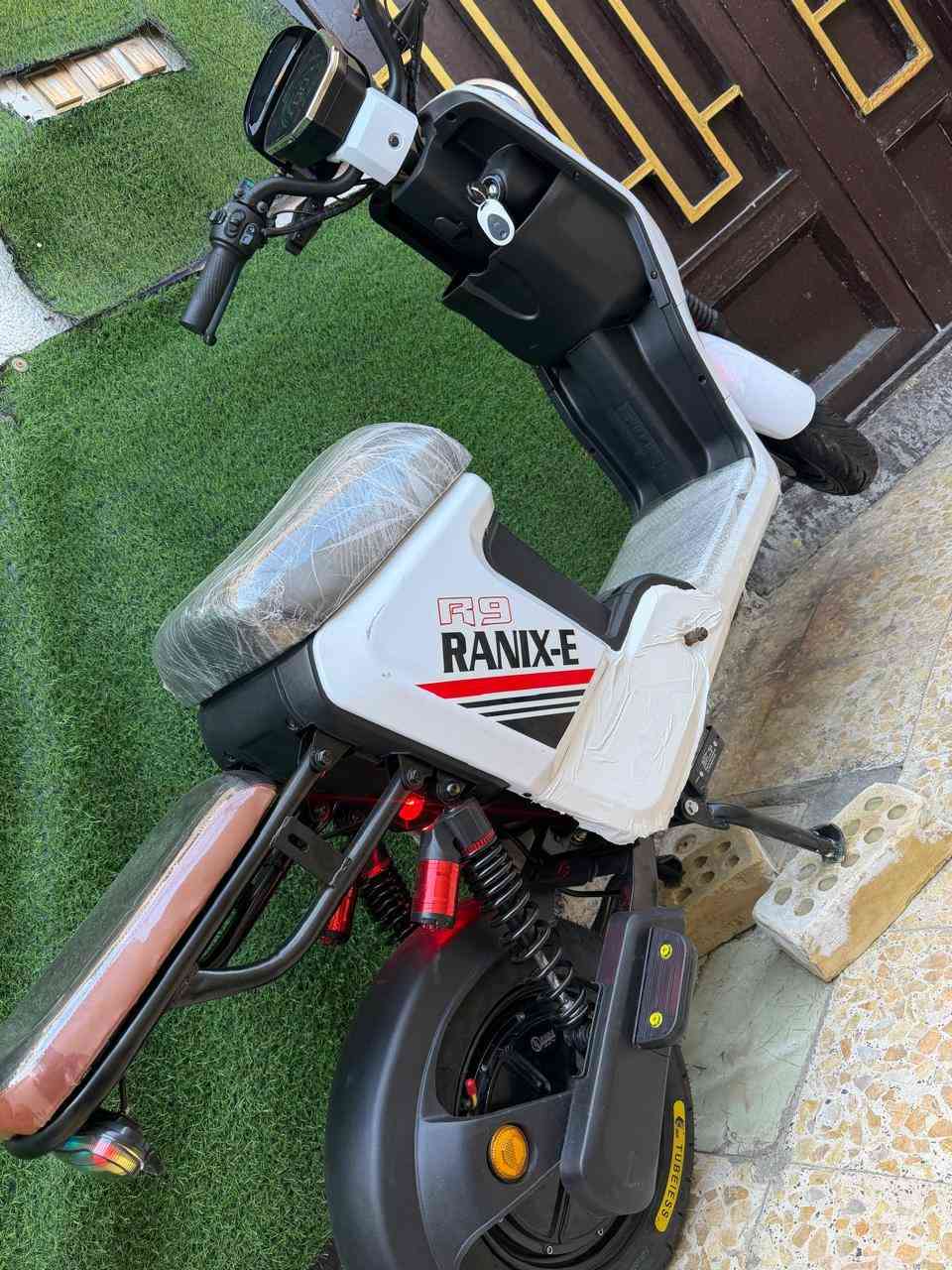 السلام عليكم شباب عندي دراجه للبيع شحن ار تسعه موديل 2025 بطايرات جديدات دراهجه نضيفه    سعره  دراجه 500  وبيه مجال لطيبين مكان كربلاء رقمي *********** واتساب بي
