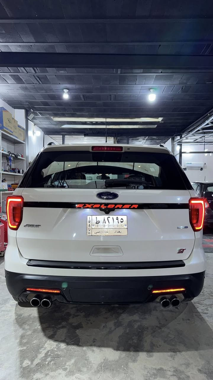 السلام عليكم

Ford Explorer 2018 Sport 
7 راكب 
محرك 6 سلندر حجم 3.5
Twin turbo 🚀
بصمة ابواب و بصمة تشغيل
رادار امامي 
رادار توقف ذاتي 
مرايات قلاب 
كشنات جلد تدفية  وتبريد
كشنات الخلفية كهربايي
ستيرين هيتر
تحكم ستيرين فول  
صندوق شفط وجلاق
مرايات جوانب هيتر
شاشة حجم كبير  ماركة سوني
حساسات خلفية وامامي اصل 
اشاير بالمرايا الجانبية 
لايتات امامي عدسة مع بلوجكتر دعامية
كشنات الامامية فول كهرباء مع ذاكرة لكشن السائق
كود خارجي للقفل على باب السائق
سكليتر كهربائي مع تحكم ستيرن بالجهتين
سستم صوت SONY متكامل مع 8 سماعات داخلية 
تبريد ثلاث قطع امامي وسط خلفي
منافذ AUX, مع اربعة منافذ USB  مع تقنية ربط جهاز ستلايت على السيارة مع منفذ رام ذاكرة ورام خرائط GPS مع منفذ كهرباء 110فولت 
الاضائة الداخلية 12 لون 
نظام الاوامر الصوتي اثناء القيادة 

سياره فول للاخير وجديده
السيارة كلين تايتل
ماشية 86000 mile
السيارة  تحويل بنفس اليوم 
سنوي و رقم كلها جديد 
بعد بيها مواصفات..
بغداد
السعر الاتصال على الرقم 
***********
