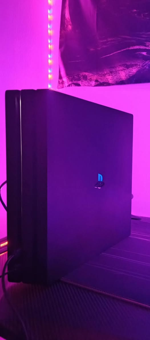 مكلف بالنشر
سلام عليكم 

بلي 4 برو مهكر للبيع نظام 11

الجهاز نضيف مثل ما موضح بالصور 

الجهاز خالي من اي مشاكل 

الالعاب المنزلة ويه الجهاز 

🟢ASSASSIN CREED MIRAGE

🟢EA SPORTS FC 25

🟢GRAND THEFT AUTO V

🟢SNOW RUNNER

🟢HITMAN 3

🟢RED DEAD REDEMPTION 2

🟢SPIDERMAN MAILS MORALS 

🟢MINECRAFT 

🟢THE AMAZING SPIDER-MAN 2

🟢NEED FOR SPEED HEAT

🟢ELDRN RING NIGHTREIGN 

🟢GRAND PRIX

🟢HAJWALA

🟢L. A. NOIRE

🟢CYBERPUNK 2077

الجهاز مفتوح فقط لغرض التنظيف 

ملحقات الجهاز كاملة و اصلية 

ملاحظة : الجويستكات مستهلكات 

سعر 275 الف و بي مجال 

العنوان / واسط / كوت / الهوره 

للاستفسار /***********
