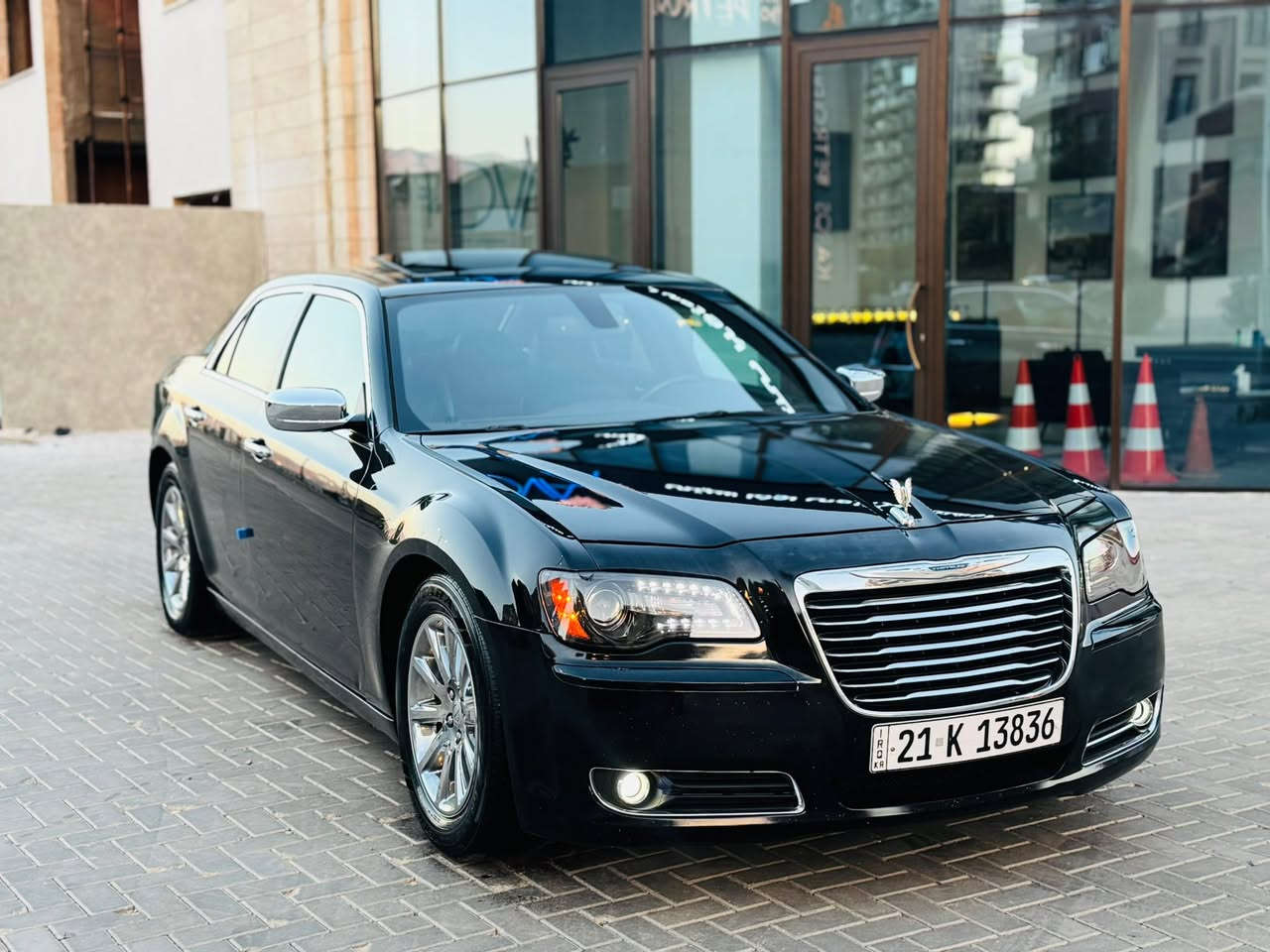 ﷽
‏                                 CHRYSLER 300 2012 LIMITED
كريسلر موديل 2012 ليمتد فول مواصفات پانوراما
لون اسود
--------------------------------------
مكان🌆: سليماني                       سعر💵: 177$
تليفون📲: ***********
--------------------------------------
محريك V6 3.6L سته سلندر
گير و محريك بشرط مامفتوح 
بدون صوت و صرف بدون خلل بشرط فحص
ماشيه 101 الف حقيقي بشرط
--------------------------------------
سيارة  كلين تايتل 
سيارة مكفولة بدون صبوغ
سيارة حيل حيلوة ماشالله
--------------------------------------
مواصفات
{{ بصمة - پانوراما - تشغيل عن بعد - شاشه كبير - گير ماوص - كشنات جلد - كشنات تتفيئة - كشن كهربا - كاميرا - تبريد مركزي - ڤوليؤم - تحديد سورعة - بلاجكتور - زينؤن - بعد }
-------------------------------------
اربع تاير بيلادي  جديد بدون مصروف
سيارة شرط بدون اى نواقص گير و محرك  و حدادي و كاهرباى كل بشرط
سنوية و رقم جديد سنوي بأسمي تحويل غرامة بشرط
--------------------------------------
