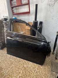 باب لون اسود نيسان اللتيما للبيع جهة السكن رقم تلفون بي واتساب  075036...