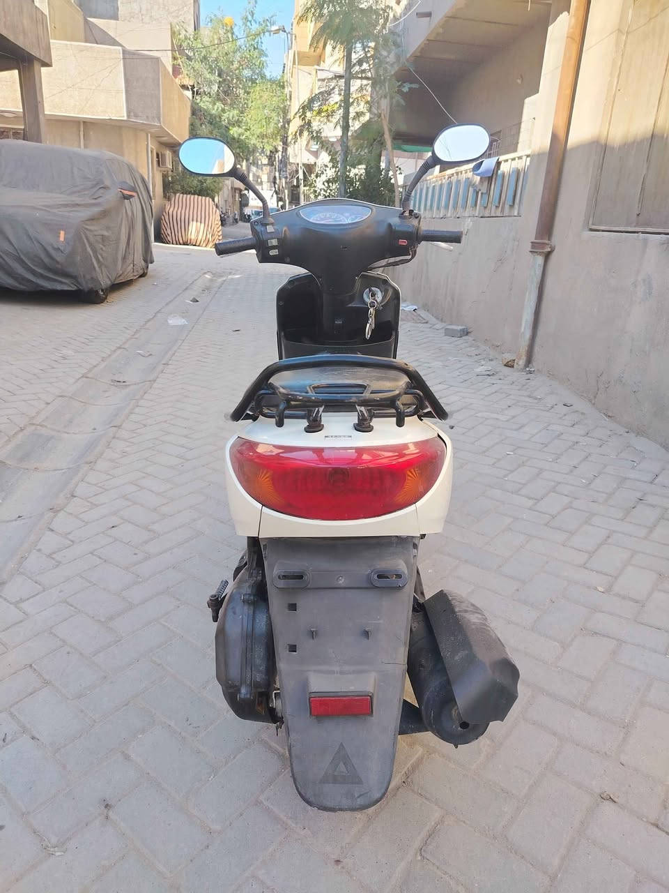 دراجه اكزز مال رمبه ماشيه ٢٠ مكينه مكفوله كفرات اصليه كهربائيات كيجات كولها شغاله  السعر ٩٥٠ بيها مجال مكاني بغداد الاعظميه قرب جامع نداء  *********** بغداد, العراق
