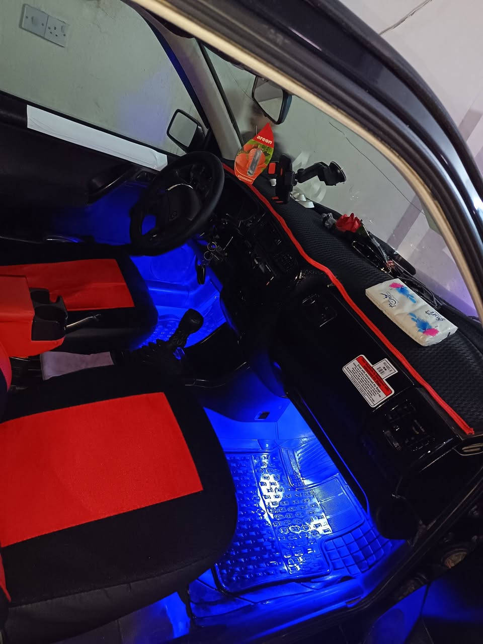 كولف نفخ موديل ٩٣ مصبوغة عام جمالية
كير ومحرك شرط 0.8
طخم جديد
تايرات نظيفة
رقم الماني كابون بانزين تحويل من الشرعي..
كهربائيات كلها شغالة
تبريد تدفئة..
دوشمة جديدة
السعر 40 وبيها مجال قليل...
***********
