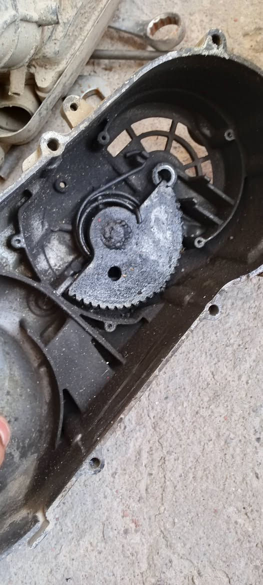 السلام عليكم دراجه سكنس صيني للبيع نقصها سبرنكه مال هندر
السعر خاص 
رقم ***********
العنوان: العماره الماجديه📌
