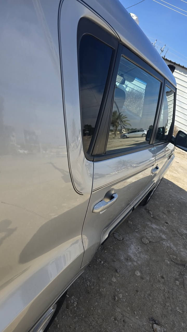 سلام عليكم كيا سول موديل 2013 امريكي محرك 1600 gdi السياره جاهزه ضرر قليل من البنيد والجاملغ الايسر ليبل واحد
داخل صاج لون مميز
رقم بابل باسمي 
***********
***********
