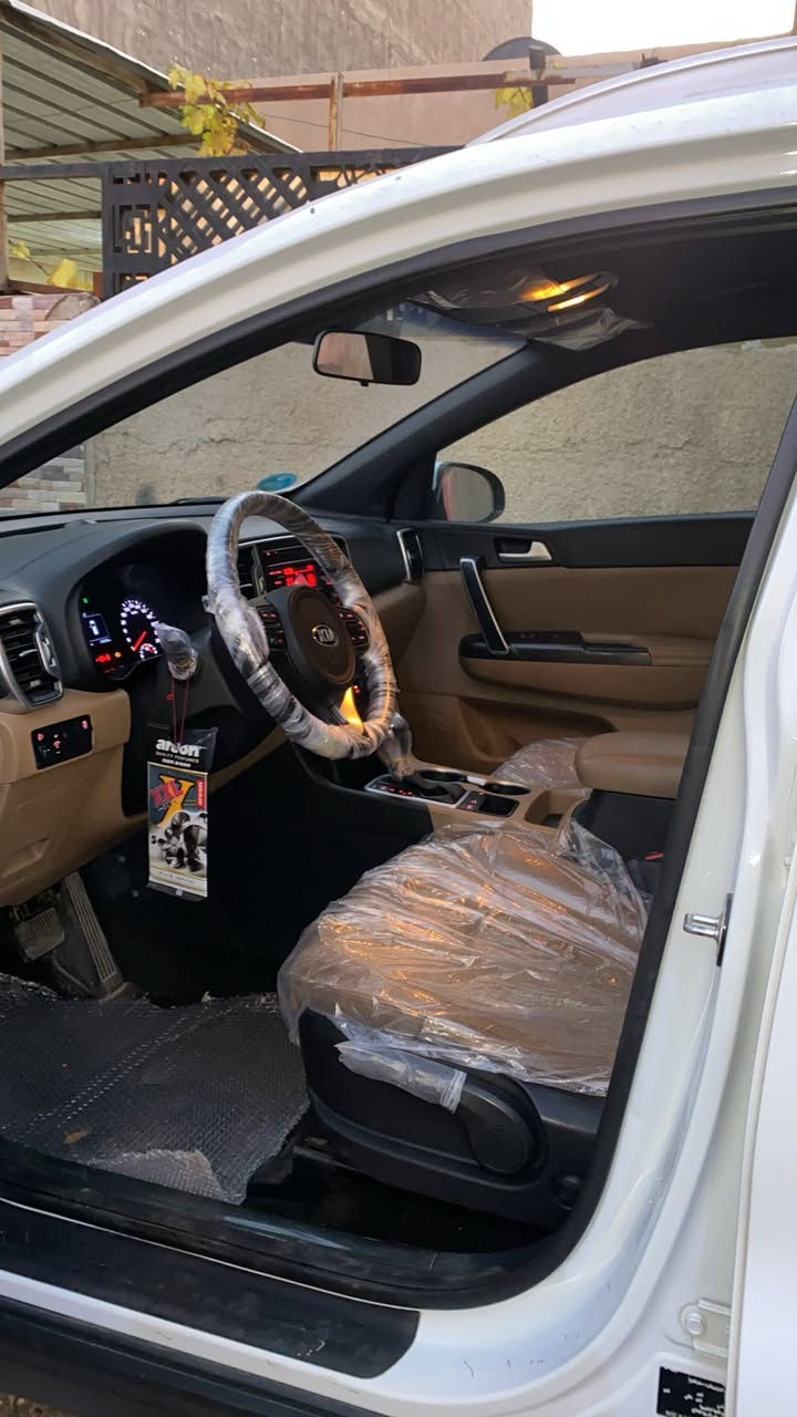 سلام عليكم سبورتج 2017 خليجي الشركة العامة فولل مواصفات عده البصمة والفتحة تحكم مقود جهتين لدات امامي خلفي مري شفط اشاير حساسات امامي خلفي زراك لايت أنظمة قيادة 3 ECO NORMAL SPORT كفالة عامة فقط صبغ بل دعامية ربعهه مكاني بغدادغزالية السعر 175                            ***********
