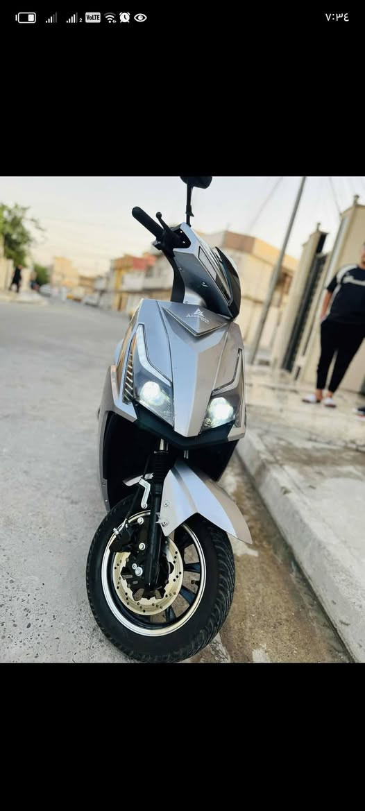 ماطور للبيع  سكنس
6 بطاريات مسطرا كبار 
مستخدم شي قليل مابي نقص 
شرط الفحص 
نضام بك 
نضام باركنج 
سرعه 60 حقيقي 
نضام تشغيل عن بعد للتواصل اتصل ***********
