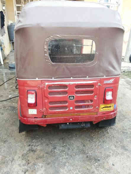 سلام عليكم تكتك 18 شهر5 رقم وسنويه تكتك كفاله من ضربه ومن صبغ ومن معجون  تكتك بلاديه بس دوس كدام عينك مكينه20 خير من الله لا تنقيص ولا التبخير تكتك نضيفه السعر 5200 خمسه وميتين وبي مجال بسيط رقمي *********** مكاني بغداد حي نصر تحويل ثاني يوم
