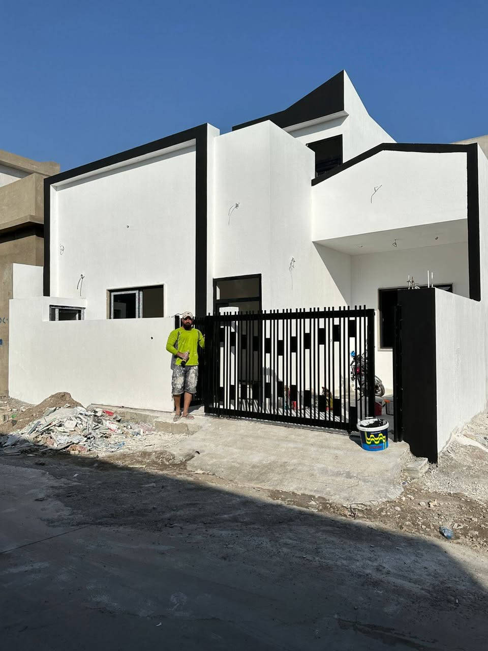 أعمالنا مستمرة دائماً ونسعى لإرضائكم ❤❤🌲🌲🌲 مستعدون لصبغ داخلي وخارجي البيوت باصباغ التركيه المنشاه وبل سيلكون اتصل وبسعوبسعارار مناسبه ***********
