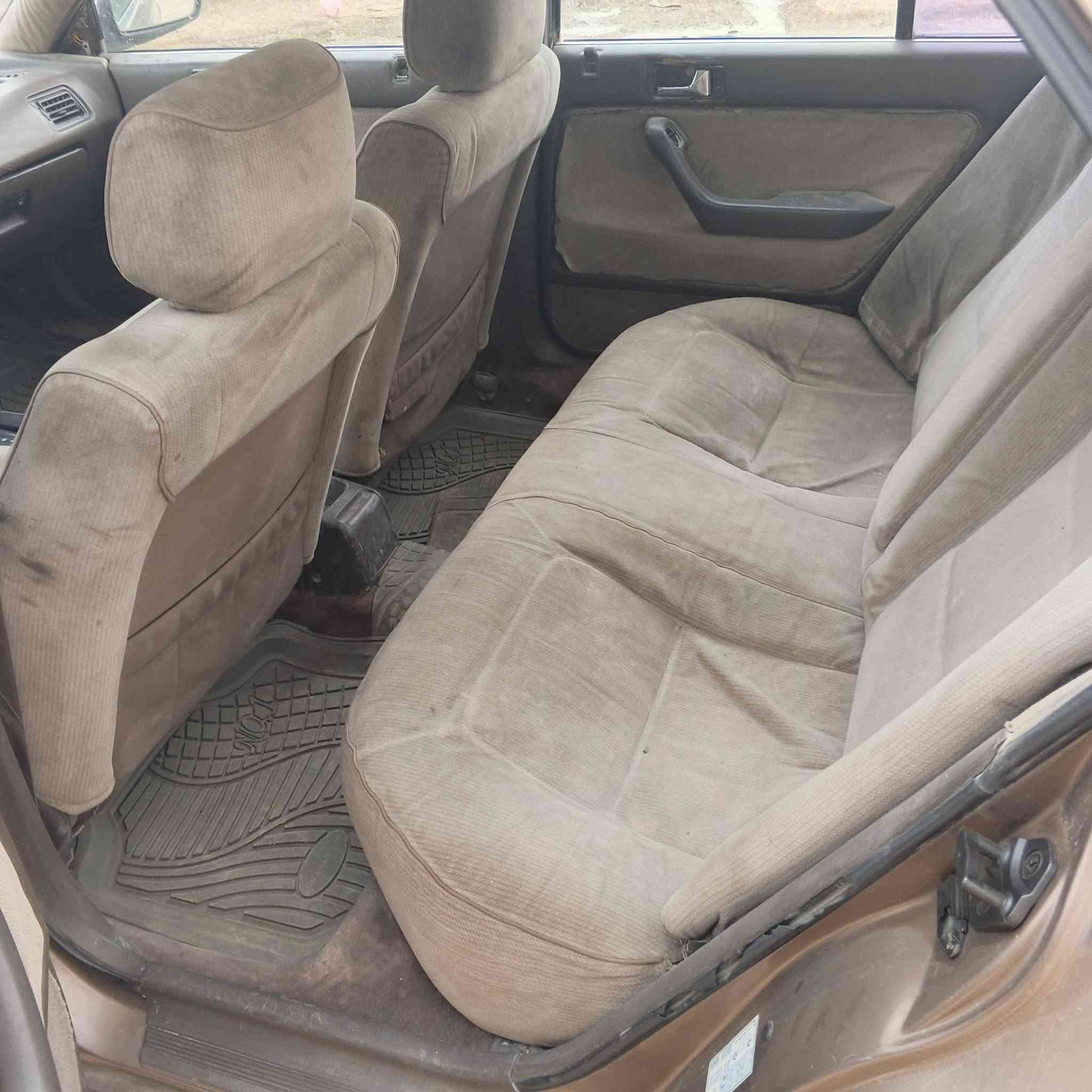 السلام عليكم 
للبيع هونده موديل 90 رقم بغداد تحويل مباشر 
مكينة وكير جدد حداديه جديده تايرات نضاف دواخل جديده كهربائيات كله شغاله سعره 38 وبيه مجال قليل مكان ديوانيه دغاره ***********
