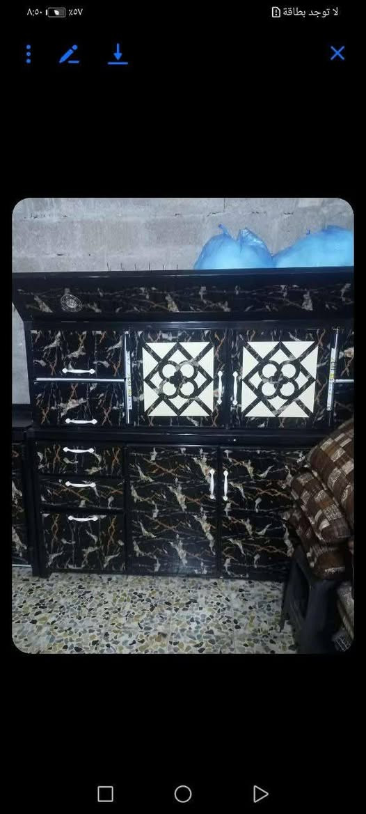 كاونتر نضيف كلش للبيع المكان موصل جانب الايسر 
للستفسار ***********
