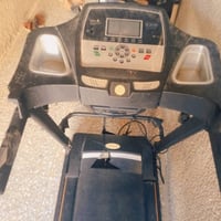 جهاز جري • مشاية • جهاز رياضي • معطل • للبيع • مستعمل • رياضة • تريمل ...