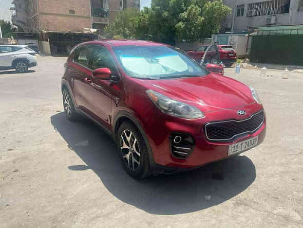 السلام وعليكم 
سبورتج 2017امريكي 
حادثها دعاميه خلفيه فقط بدون دواخل وباب الصندوق قليل
مكينه 2400 جي دي اي 
كير مكينه مكفولات
سياره على وضع الشركة ماشيه 83000
بيها بارد بالبنيد السونار وصور الحادث موجودات بالمنشور 
للبيع او مراوس السعر 153 وبيها مجال
للاتصال او اتساب

 ***********

رقم بغداد باسمي الرقم الدولي 
مكاني بغداد ناحيه الرشيد
