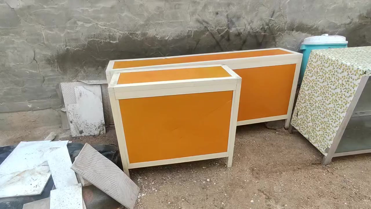 سلام عليكم غراض كفتري البيع اليريدهن بيه خير ويدلل مكاني كربلاء 
***********
