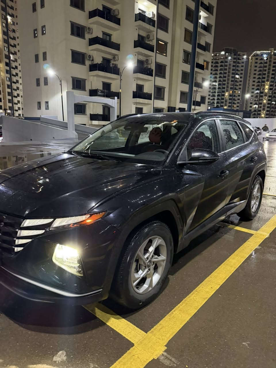 توسان 2023 أمريكي حادث بسيط سطحي ربع البنيد وربع جاملغ (( بدون دواخل ))
حادث كلش بسيط وسياره كلش جديده 
ماشيه فقط 17 الف اخت الزيرو بدون شخوط بدون رصعات حلوه سياره 
فوول عدا البانوراما بيها كرسي كهرباء صندوك كهرباء كراسي تدفئه بصمه وتشغيل عن بعد عنواني المنصور 
سعرها 175 ورقه وبيها مجال للشراي
*********** محمد
