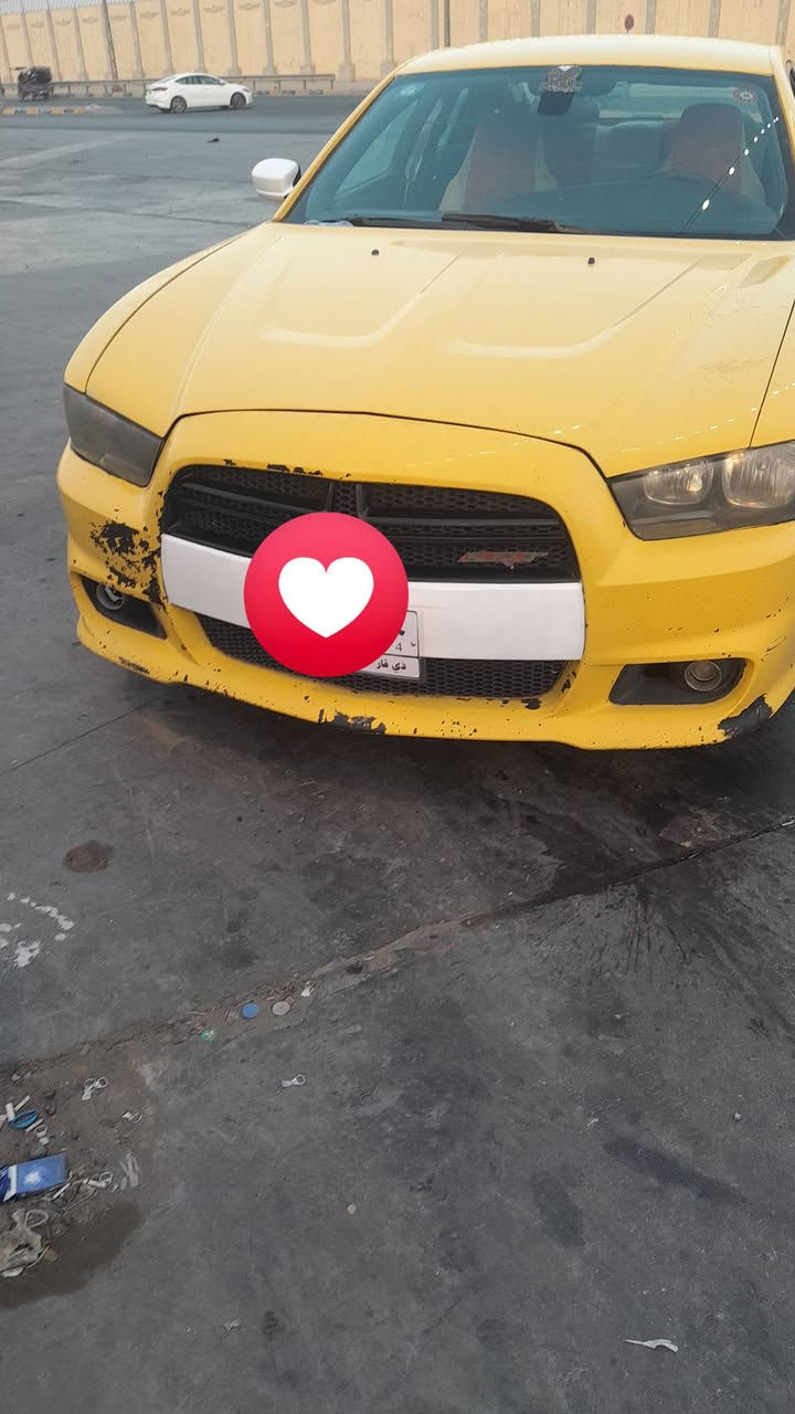 السلام عليكم
سيارة جارجرموديل 11خطها ناصريه نجف سيارة جاهزه ماناقصها برغي السعر125وبيها مجال ***********اتصل ودلل
