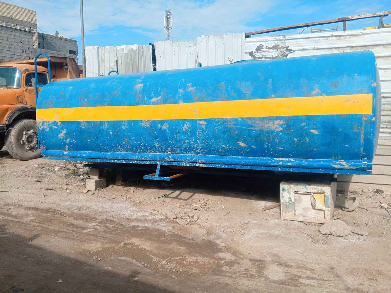 للبيع تانكي سويدي بلادي نصافه ٩٠بالميه مكاني بغداد أبو غريب الاستفسار الاتصال ع الرقم *********** ويدلل
