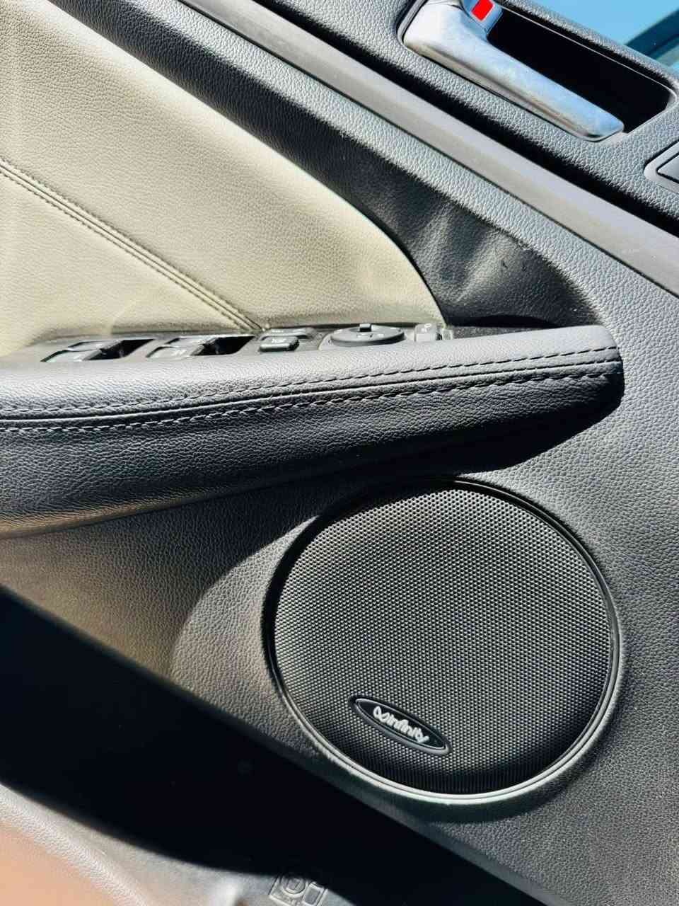 ‏ ✅👑KIA CADENZA💰 موديل 2014‼️ خليجي مكينة  V6✈️✈️
السيارة فول الفول ملكي 👑👑👑
1: فول تحكم ستيرن 🔺
2:شفتات ستيرن 🔺
3 كشن كهرباء+ خزن ميموري 🔺
4:بنوراما 🔺
5:بك لايت لد🔺
6: زراك لايت 🔺
7: شاشة + كامرة 🔺
8:شاشة اعطال 🔺
9:كير اوتو + عادي 🔺
10: تدفئة تبريد كشنات🔺
11:كشنات جلد لون ابيض ملكي ⚪️🔺
12:مري شفط 🔺
13:لايت عدستين LED🔺
14:لد نهاري 🔺
15:حساسات خلفي ++امامي 🔺
16:بلوجكتر LED🔺
17: ستيرن كهرباء 🔺
18: اوتو هولد 🔺
19:هند بريك بصمة 🔺
20:سستم  صوت💿 انفنتي  10 سماعات 🎧🎧🥁🔺
21:علامة كدنزة بلدوسة 👑
22: ويل كب عدد 5‼️
23:تحكم خلفي تبريد + سستم الصوت 
24: تبريد خلفي 
24:بردة خلفية 
25: مري قلاب 
26 : تخم تاير جديد + بطارية جديدة 

السيارة فول للاخير ملكي  السيارة باسمي  تحويل مباشر 
 بيهة  ملاحظات  بسيطة وبيهة حار على كد 4 اصابع باب السايق ممصبوغ ❌❌فقط مصلح وخليتلة فابلون  السيارة بدون قطرة صبغ بلادية 💯💯 صدر جديد  
السيارة ماشية 140 الف 
عنواني  بغداد  حي الجهاد 
سعر  السيارة 135 وبيها مجال شي قليل 
للاستفسار اكثر ***********
